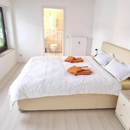 Luna City-Apartment 80Qm 2 Zimmer 2 Baeder 20Km Messe Airport Krefeld Exterior photo